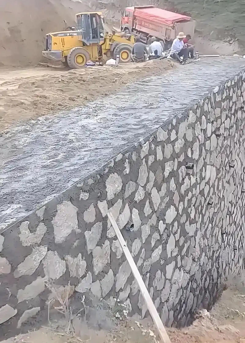 南京溧水县边坡加固